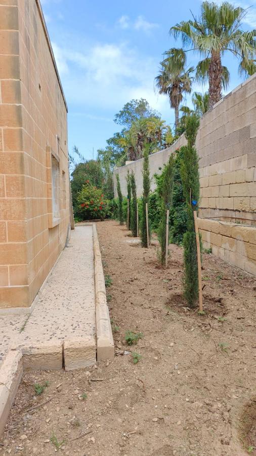 Stunning Villa With Pool, Table Tennis, Table Soccer And A Pool Table Naxxar Kültér fotó